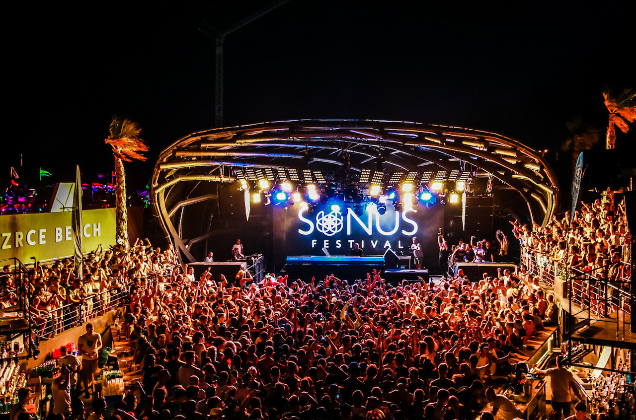 Event perform. Sonus Festival. Техно фестиваль.